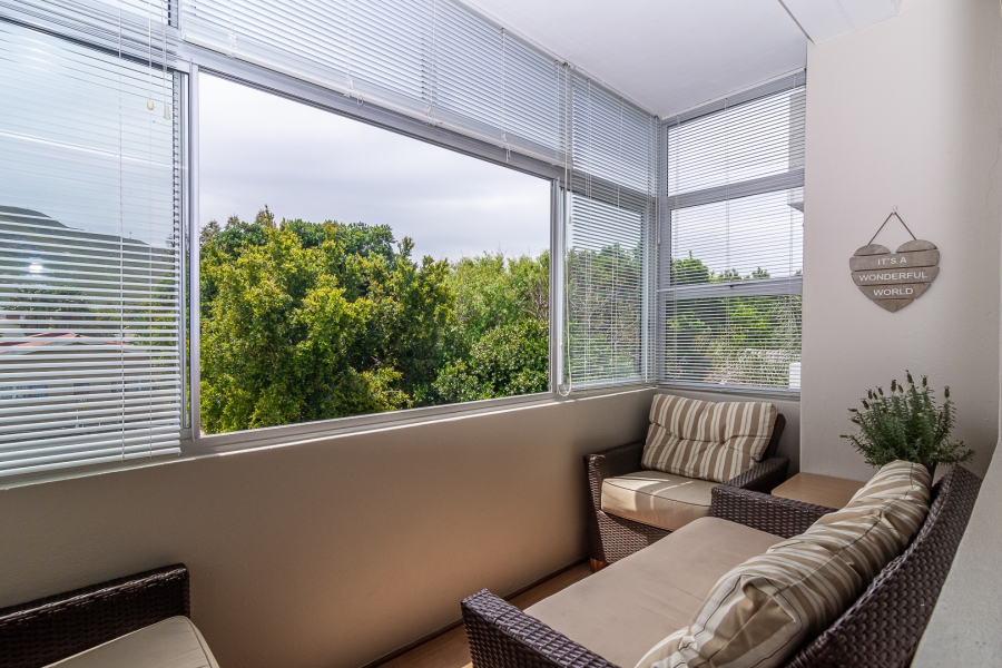 To Let 1 Bedroom Property for Rent in Northcliff Western Cape